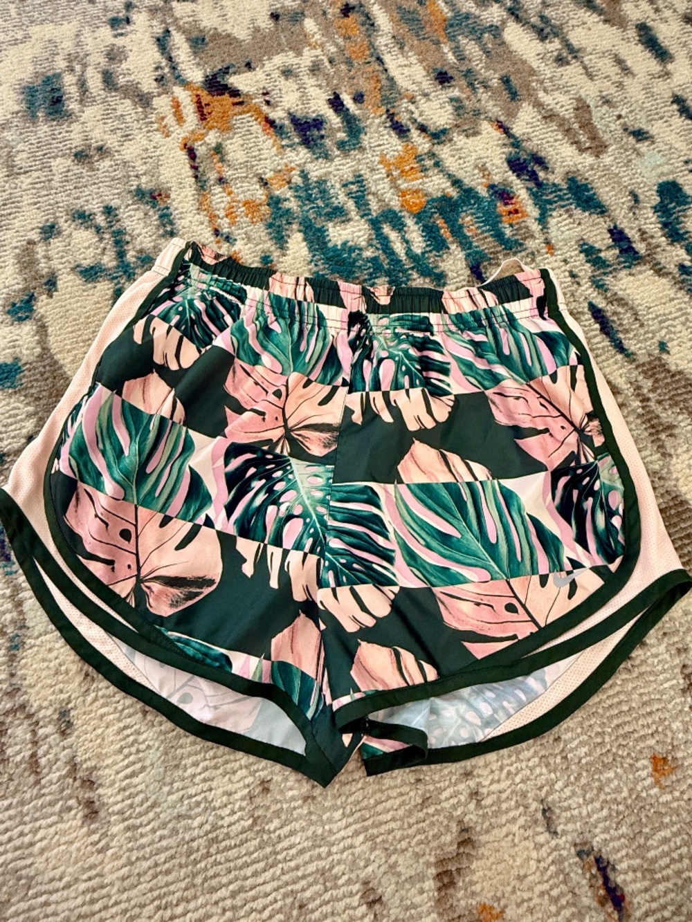Nike Dri Fit Tempo Running Shorts Tropical Green Pink Floral Leaf Print Mesh Gym